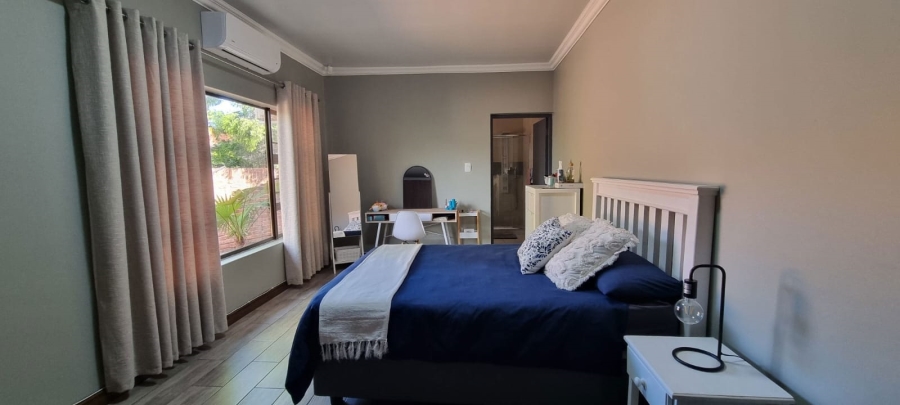 4 Bedroom Property for Sale in Monument Heights Northern Cape
